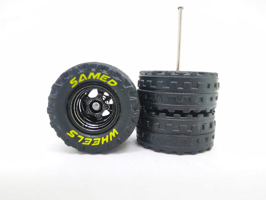 JAGUAR WARRIOR AT 12 MM 5 bolt black ring, black tire XL with yellow lettering