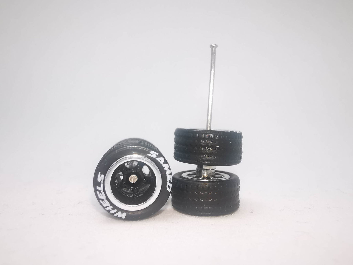 5 bolt 10 mm black chrome ring, black tire with letter