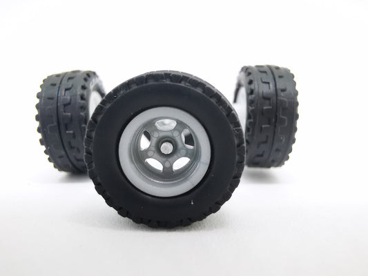 JAGUAR WARRIOR AT 5 Bolt 10mm dark grey ring, black tire ECO DISTRIBUIDORES