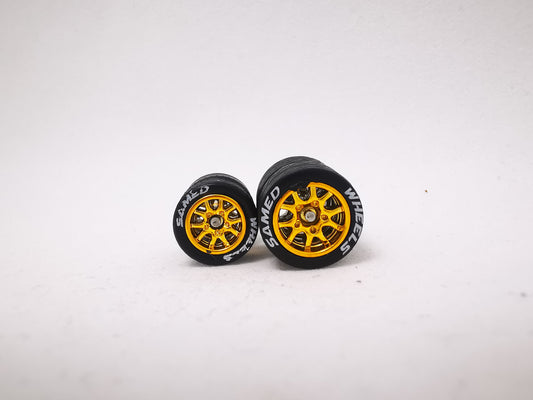 THUNDER 1012 mm gold ring, black tire with lettering
