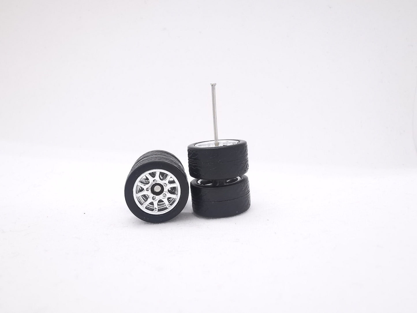 THUNDER 12 mm chrome ring, Black tire