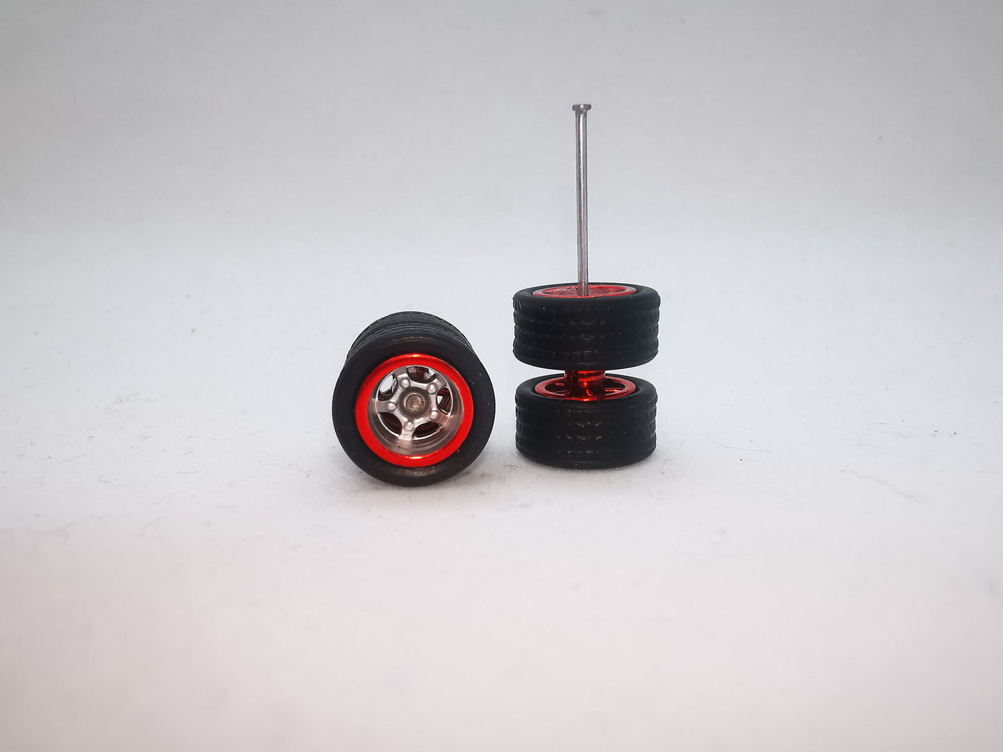 5 bolt 10mm black tire Chrome red rim