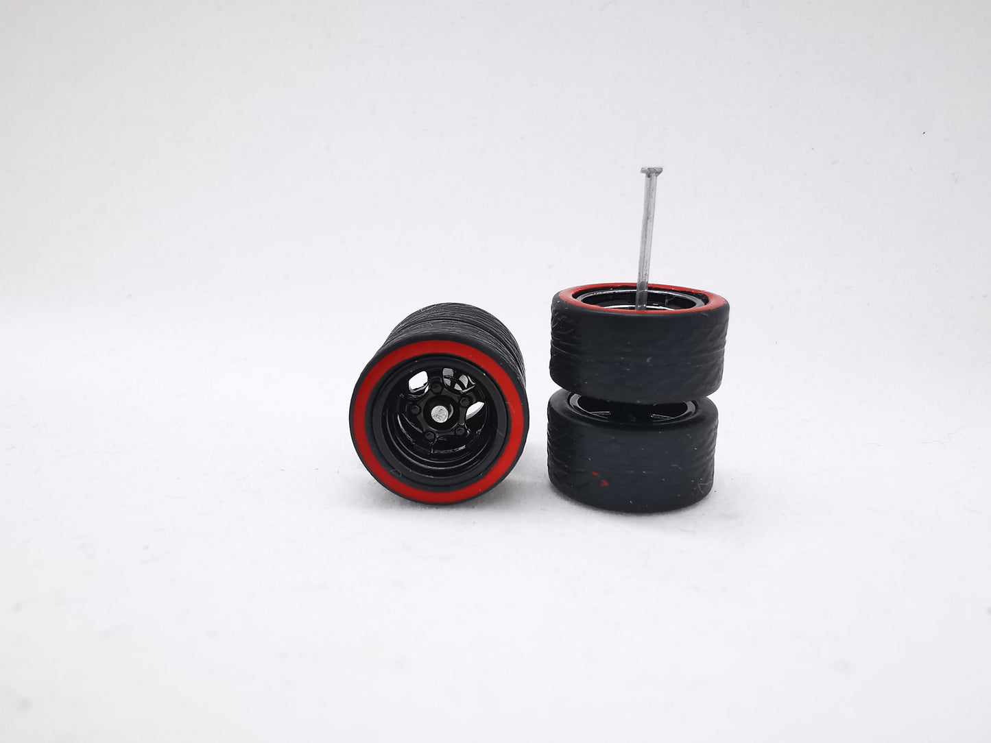 5 bolt 12mm black ring black tire with red line