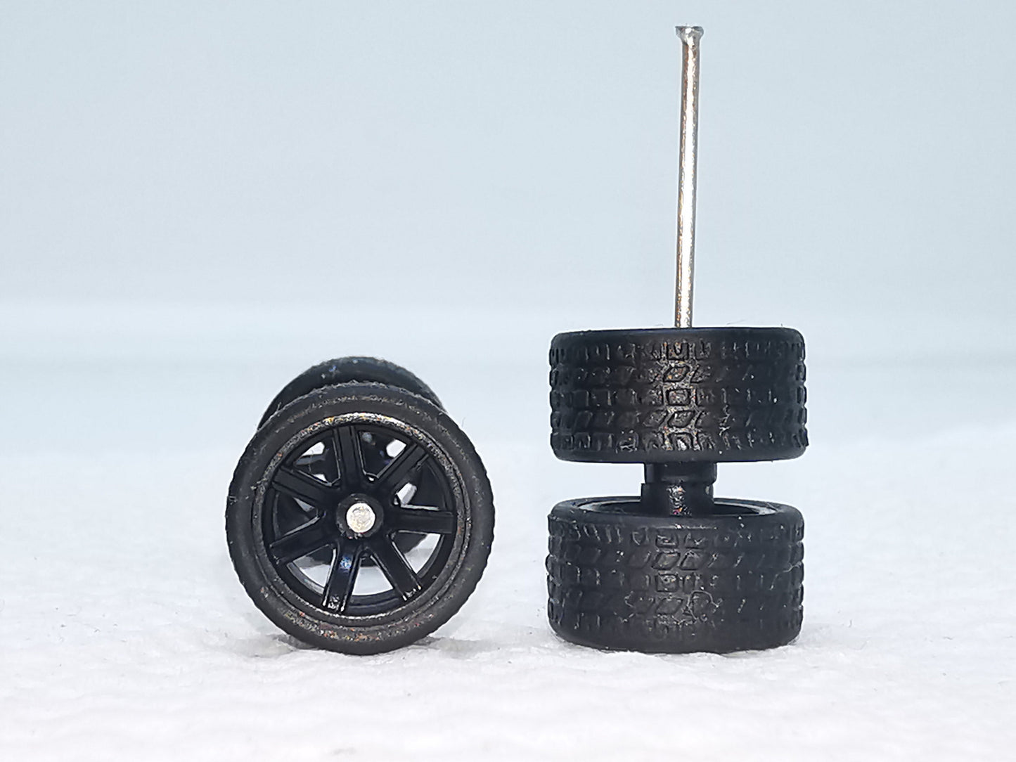 7 spoke jdm 11mm black ring, black tire not removable