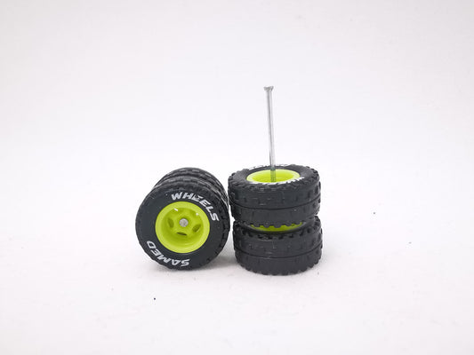 JAGUAR WARRIOR AT 10 MM 5 bolt fluorescent green, Black tire with lettering
