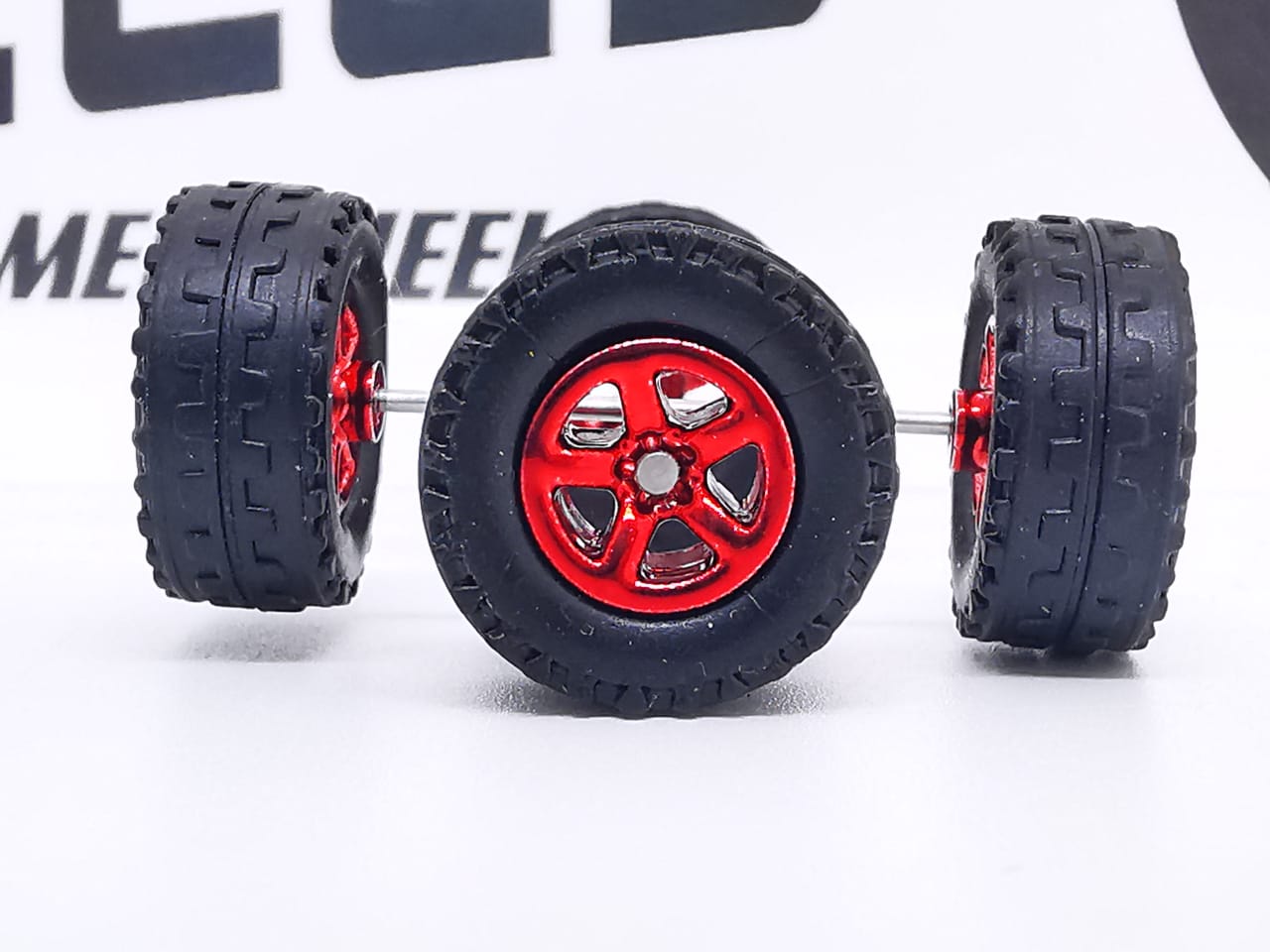 JAGUAR WARRIOR AT 10 MM 5 bolt muscle red ring, black tire